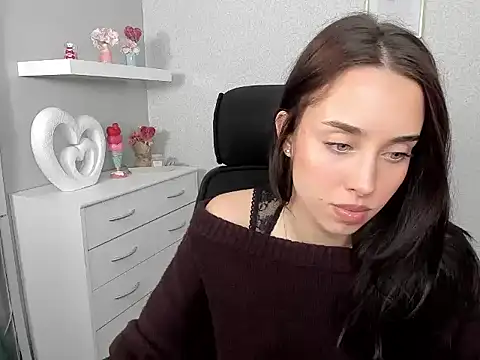 AdeleSolo online show from 03/31/26, 05:52