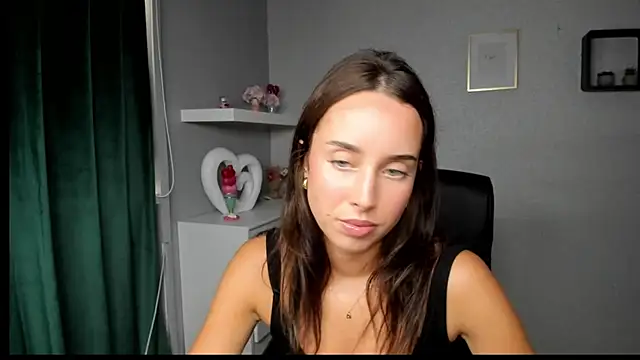 Snapshot of AdeleSolo chatting on 07/12/26, 01:24 AdeleSolo online show from 07/12/26, 01:24