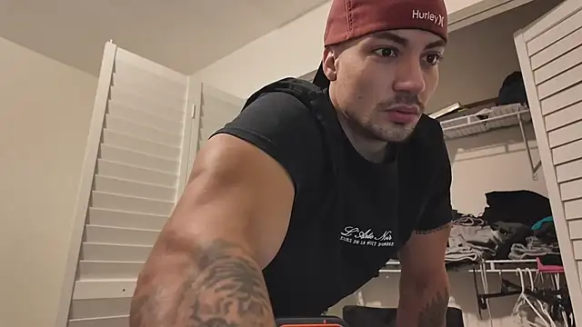 Alejandrosolerxxx online show from 02/17/26, 03:51