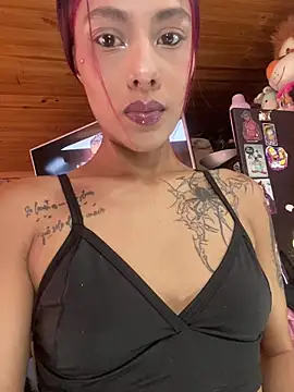 Snapshot of Emily-Fire chatting on 02/23/26, 09:12 Emily-Fire online show from 02/23/26, 09:12