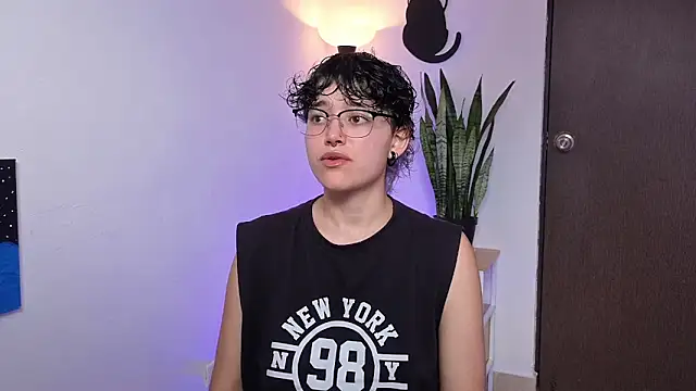 Snapshot of jeroharper_ chatting on 04/14/26, 07:31 jeroharper online show from 04/14/26, 07:31