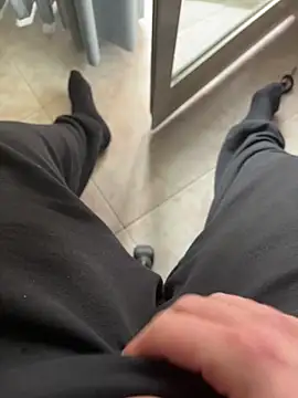 Snapshot of D4n13l47 chatting on 03/03/26, 01:39 D4n13l47 online show from 03/03/26, 01:39