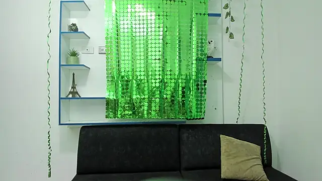 luna sex hot  online show from 04/11/26, 03:00