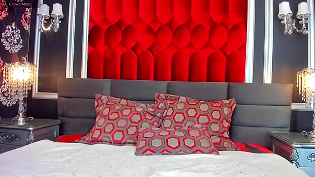 Snapshot of ElizabethObrien chatting on 02/22/26, 08:18 ElizabethObrien online show from 02/22/26, 08:18