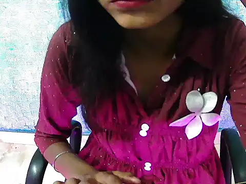 Snapshot of Hotsurbhi chatting on 04/12/26, 03:06 Hotsurbhi online show from 04/12/26, 03:06