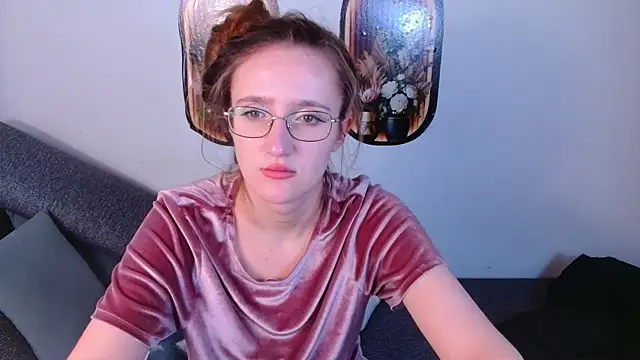 miay here  online show from 05/14/26, 04:47