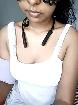 Snapshot of ASHANYA_JAYASOORIYA chatting on 07/17/26, 02:29 ASHANYA JAYASOORIYA online show from 07/17/26, 02:29