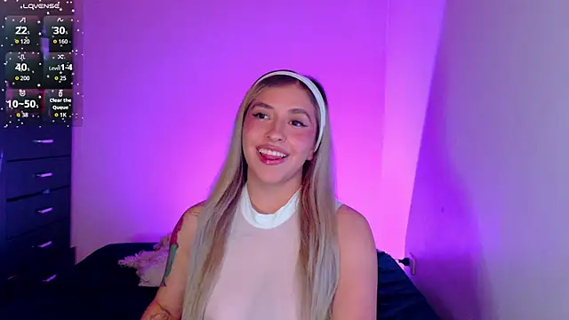 saradiazxxx online show from 06/23/26, 06:44
