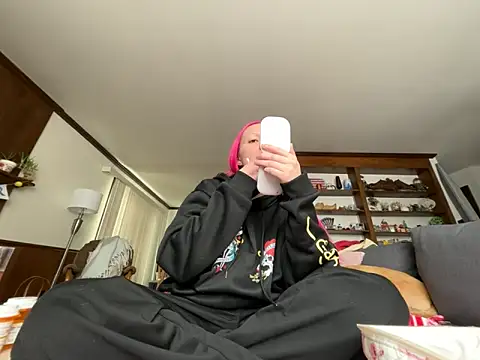 pinkhairfun16 online show from 03/18/26, 06:11