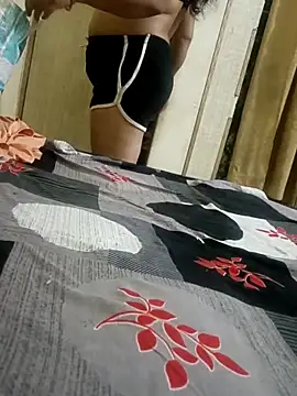Sexy riya001 online show from 04/15/26, 05:09