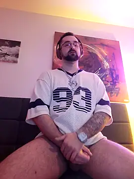 LargeLith online show from 02/28/26, 09:49