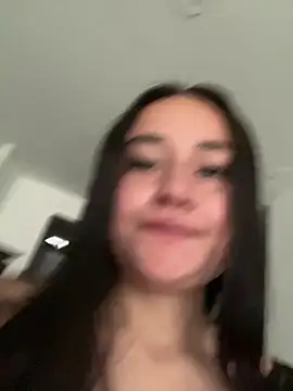 Sofia-squir online show from 04/18/26, 11:47