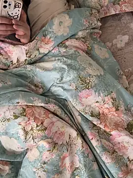 Snapshot of PerfectCoupleXxx chatting on 02/20/26, 09:43 PerfectCoupleXxx online show from 02/20/26, 09:43