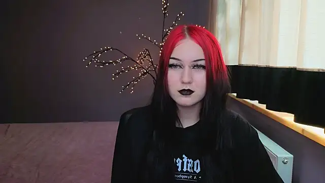 ElizabethVamp online show from 07/01/26, 05:42