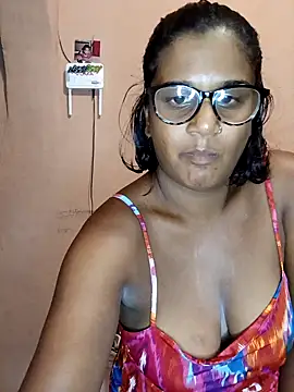 indianstrawberrylips4u online show from 04/11/26, 09:19