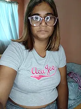Snapshot of indianstrawberrylips4u chatting on 07/10/26, 07:12 indianstrawberrylips4u online show from 07/10/26, 07:12