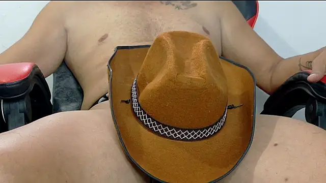 orionhot9 online show from 02/19/26, 07:21