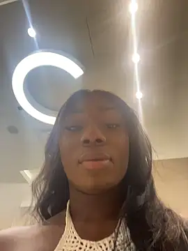 Snapshot of ZarahFerreira chatting on 02/27/26, 10:32 ZarahFerreira online show from 02/27/26, 10:32