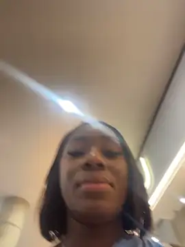 ZarahFerreira online show from 05/22/26, 11:43
