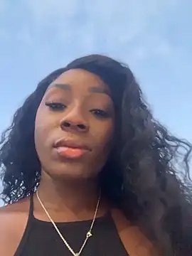 ZarahFerreira online show from 05/27/26, 11:24