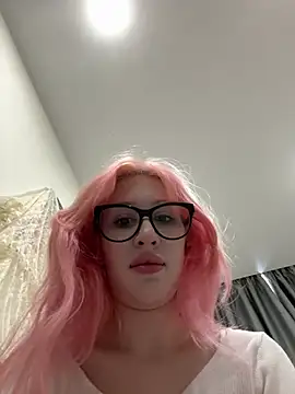 Snapshot of VelvetPulse2 chatting on 03/04/26, 09:26 VelvetPulse2 online show from 03/04/26, 09:26