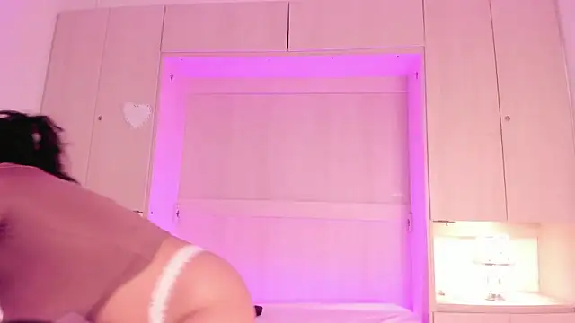 ElaRey  online show from 03/07/26, 12:02