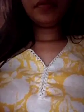 Snapshot of cute_girl_29 chatting on 07/03/26, 06:42 cute girl 29 online show from 07/03/26, 06:42