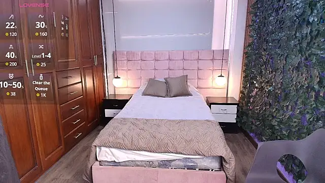 MoriahStorm online show from 06/01/26, 12:40