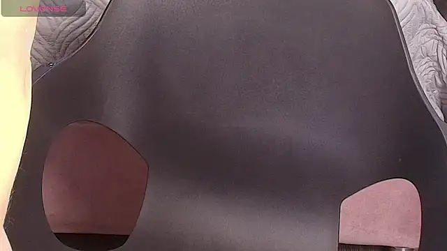 Snapshot of MoriahStorm chatting on 06/19/26, 12:42 MoriahStorm online show from 06/19/26, 12:42