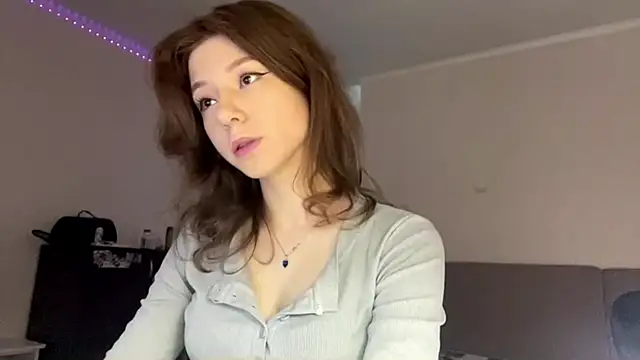 aera elese online show from 05/27/26, 12:13