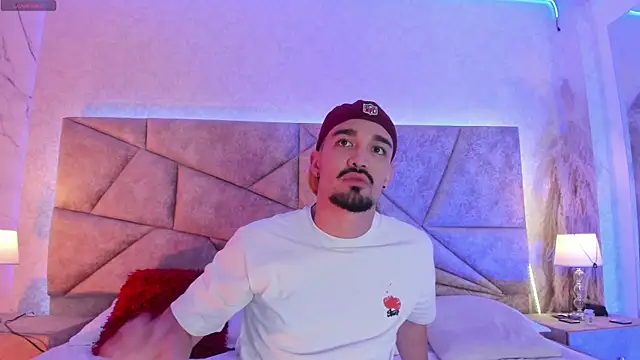 SavageCross1 online show from 02/21/26, 07:59