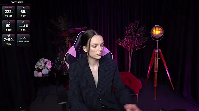 Wild Alice me online show from 04/01/26, 02:58