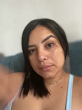 Snapshot of SaraChannel chatting on 03/01/26, 12:29 SaraChannel online show from 03/01/26, 12:29