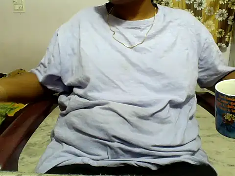 Angel honeybear 143 online show from 03/04/26, 09:43