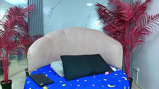 Snapshot of AzulMaveric chatting on 02/25/26, 08:51 AzulMaveric online show from 02/25/26, 08:51