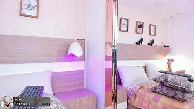 Angel ee online show from 02/20/26, 05:24