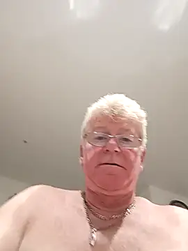 olivbisoumis online show from 03/31/26, 04:46