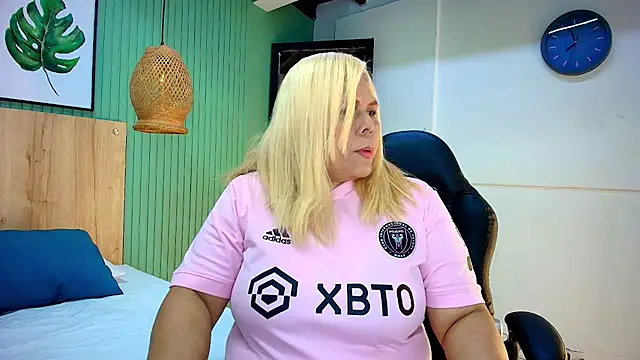 Snapshot of eva_colen50 chatting on 03/16/26, 05:17 eva colen50 online show from 03/16/26, 05:17