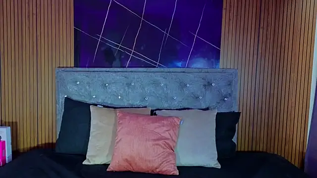 Snapshot of Sophiexx_ chatting on 03/03/26, 03:51 Sophiexx online show from 03/03/26, 03:51