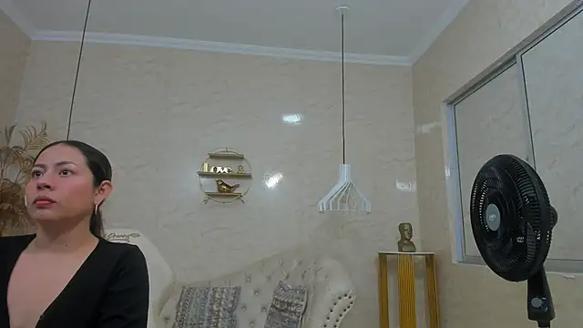 CAAMII SWEETT online show from 04/02/26, 07:55