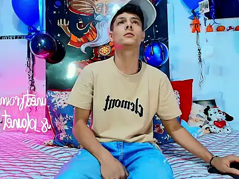 Snapshot of Eliassalvatore_ chatting on 03/04/26, 12:38 Eliassalvatore online show from 03/04/26, 12:38