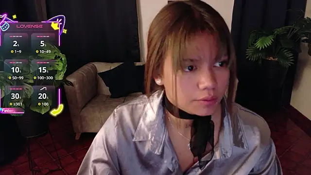 Snapshot of Alessia_Monroe_ chatting on 03/02/26, 08:26 Alessia Monroe online show from 03/02/26, 08:26