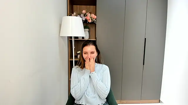 Snapshot of AshelyPeakes chatting on 02/19/26, 05:03 AshelyPeakes online show from 02/19/26, 05:03