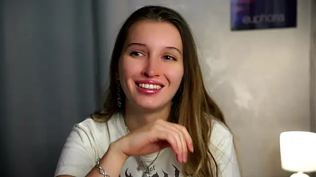 Snapshot of AshelyPeakes chatting on 02/24/26, 01:14 AshelyPeakes online show from 02/24/26, 01:14