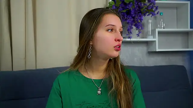 Snapshot of AshelyPeakes chatting on 02/28/26, 01:06 AshelyPeakes online show from 02/28/26, 01:06