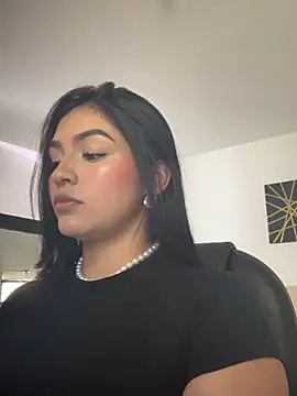 sara stormy online show from 03/22/26, 07:39