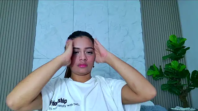 DulceQueen1 online show from 03/02/26, 12:45