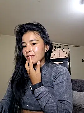 Miiia a online show from 02/19/26, 07:43