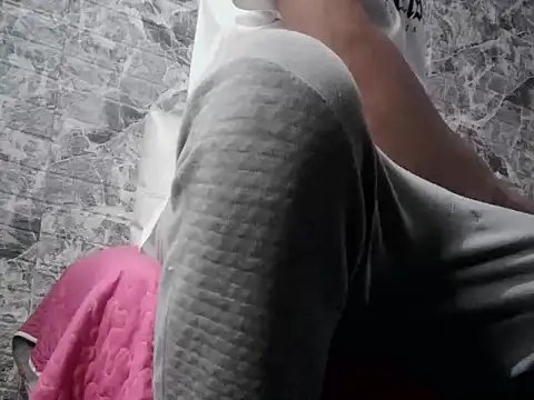 LatinoHairyCock online show from 04/03/26, 04:21