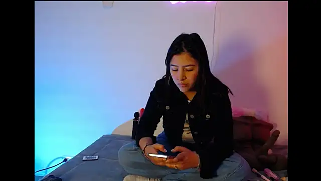 Ele Enchanted online show from 02/25/26, 01:43